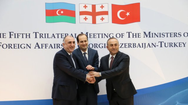 Azerbaycan-Türkiye-Gürcistan Dışişleri Bakanları yarın bir araya gelecek