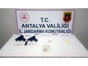 Uyuşturucu ile yakalanan şahıs adli kontrol şartıyla serbest bırakıldı