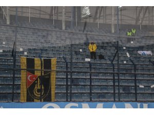 İstanbulspor’a deplasmanda tek kişilik dev destek