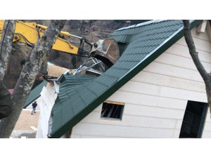 Uzungöl’de yıkımlar başladı