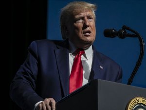 Trump: "Demokratlar azil maddelerini Senatoya göndermeyerek anayasayı ihlal ediyor"