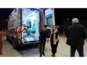 Motosiklet kazada parçalara ayrıldı: 2 kardeş yaralandı