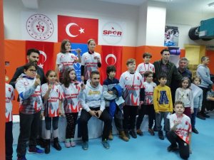 Küçükler satranç turnuvası yapıldı