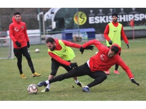 Eskişehirspor Boluspor hazırlıklarına başladı