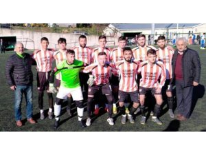 Amatör maçta fair-play’i hiçe saydılar