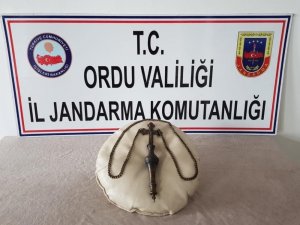 Ordu’da 500 yıllık tarihi haç ele geçirildi