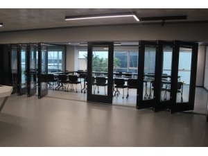 Hareketli bölmelerle mekânlarınızı ferahlatın