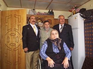 Kulu'da Kızılay'dan tekerlekli sandalye yardımı