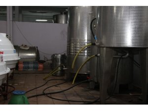 Mardin'de 117 bin 800 litre kaçak içki ele geçirildi