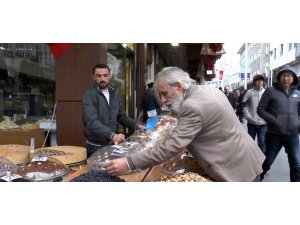 Yılbaşı öncesinde çerezlere beklenen rağbet olmuyor