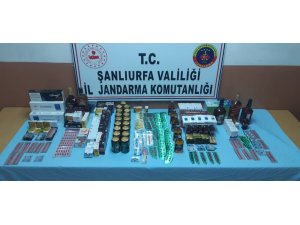 Şanlıurfa’da uyuşturucu ve kaçakçılık operasyonu