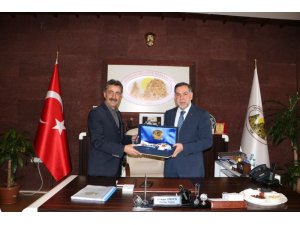 Yerel Yönetimler Başkan Yardımcısı Zenbilci, Uçhisar Belediye Başkanı Süslü’yü ziyaret etti