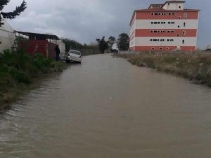 Samandağ’da bir okula aşırı yağış tatili
