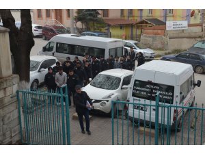 FETÖ'nün askeri mahrem yapılanmasına yönelik operasyonda 9 zanlı tutuklandı