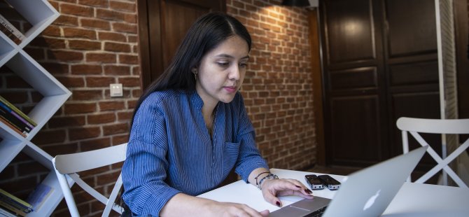 Türkiye burslusu öğrenciler AA'nın "Yılın Fotoğrafları" oylamasına katıldı