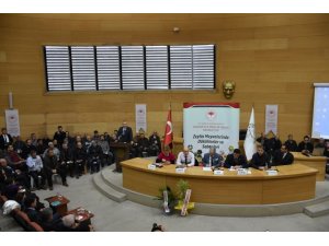 Akhisar’da ’zeytin hastalıkları ve zararlıları’ konuşuldu