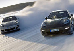 En çok Porsche'yi biz satarız