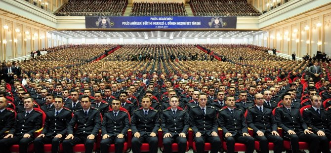 PAEM 4. dönem mezunlarını verdi