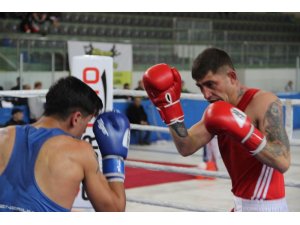 Erzurum’da boks heyecanı