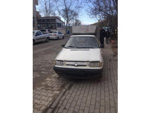 Edirne'de hurda kamyoneti sahte plakayla kullanan kişiye 11 bin lira ceza kesildi