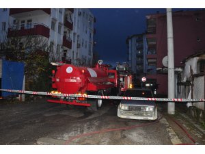 Antalya'da bir evde çıkan yangın söndürüldü