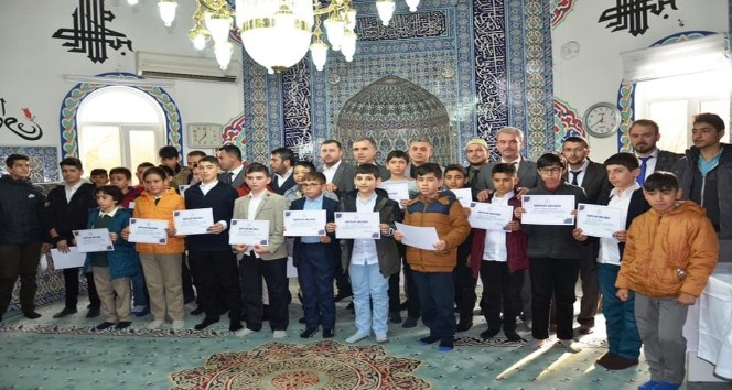 Çanakkale'de 'Kur'an-ı Kerim, Hafızlık, Ezan Okuma Yarışması' yapıldı