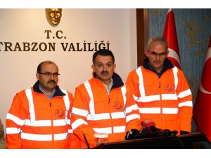 Pakdemirli: "Tüm yangınlarımız kontrol altına alındı"