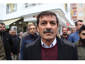Bir köy diken üstünde