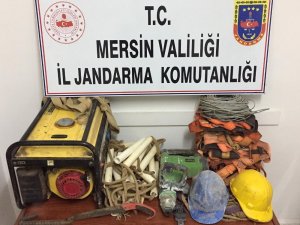 Kaçak kazı yapan 3 kişi suçüstü yakalandı