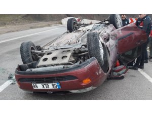 Uzman çavuş izin dönüşü kaza yaptı: 4 yaralı
