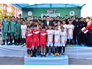 Futbolcu Fabrikası Kepez’de projesi