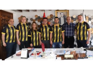 Eski Fenerbahçeli futbolcu amatör ligde