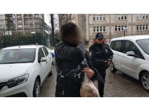 Hırsızlık iddiasına adli kontrol