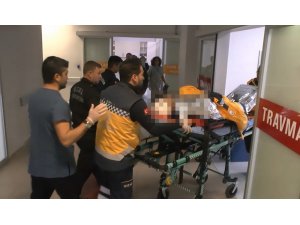 Mersin’deki karda arama çalışmalarında paletli araç devrildi: 1 yaralı