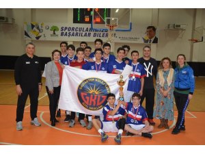 GKV namağlup unvanla basketbolun değişmez şampiyonu