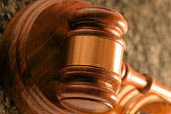 Din dersi için dava açtılar!