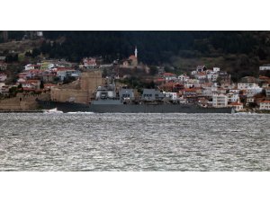 ABD askeri gemisi Çanakkale Boğazı'ndan geçti