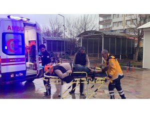 Otomobil ile motosiklet çarpıştı: 2 Yaralı
