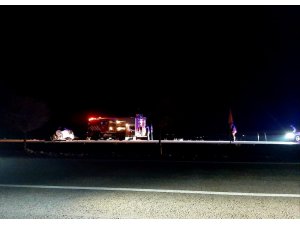 Ankara-Kayseri karayolunda otomobil takla attı: 1 yaralı