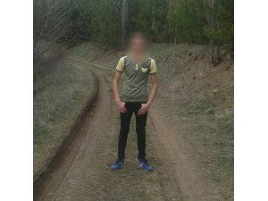Annesine şiddet uygulayan babasını bıçakladı