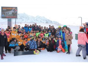 Alp Disiplinli Büyük Slalom  yarışmaları sona erdi