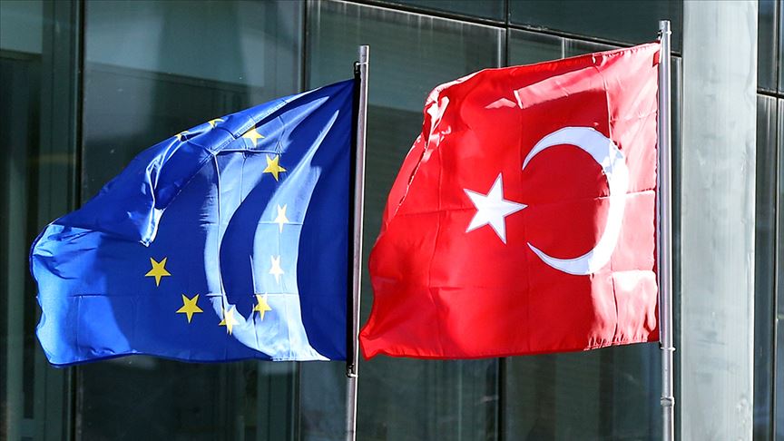 Halkın AB üyeliğine desteği sürüyor ancak gerçekleşeceğine inancı azalıyor