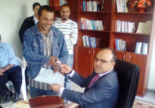 Bin liralık borca karşılık sigarayı bırakacak