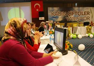 ''Kadın çiftçiler yarışıyor''