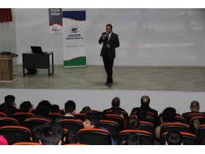 Kızıltepe’de gençler dijital bağımlılık hakkında bilinçleniyor