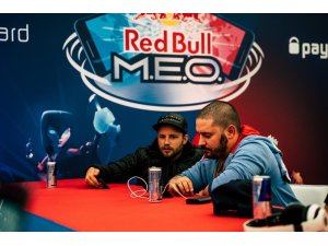 ‘Clash Royale’ şampiyonu Tunahan ‘Usta’ Türkoğlu oldu