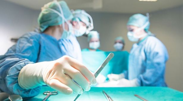 Romanya'da kanser hastası ameliyat sırasında yanarak öldü