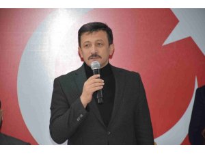 AK Partili Hamza Dağ, Menemen’de Muhtarlar Şurası’na katıldı