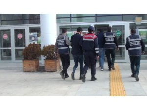 Jandarma, parmak izi ve DNA’dan 2 hırsızlık olayını aydınlattı