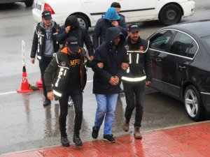 Yılbaşı gecesi satacaklardı, yakalandılar